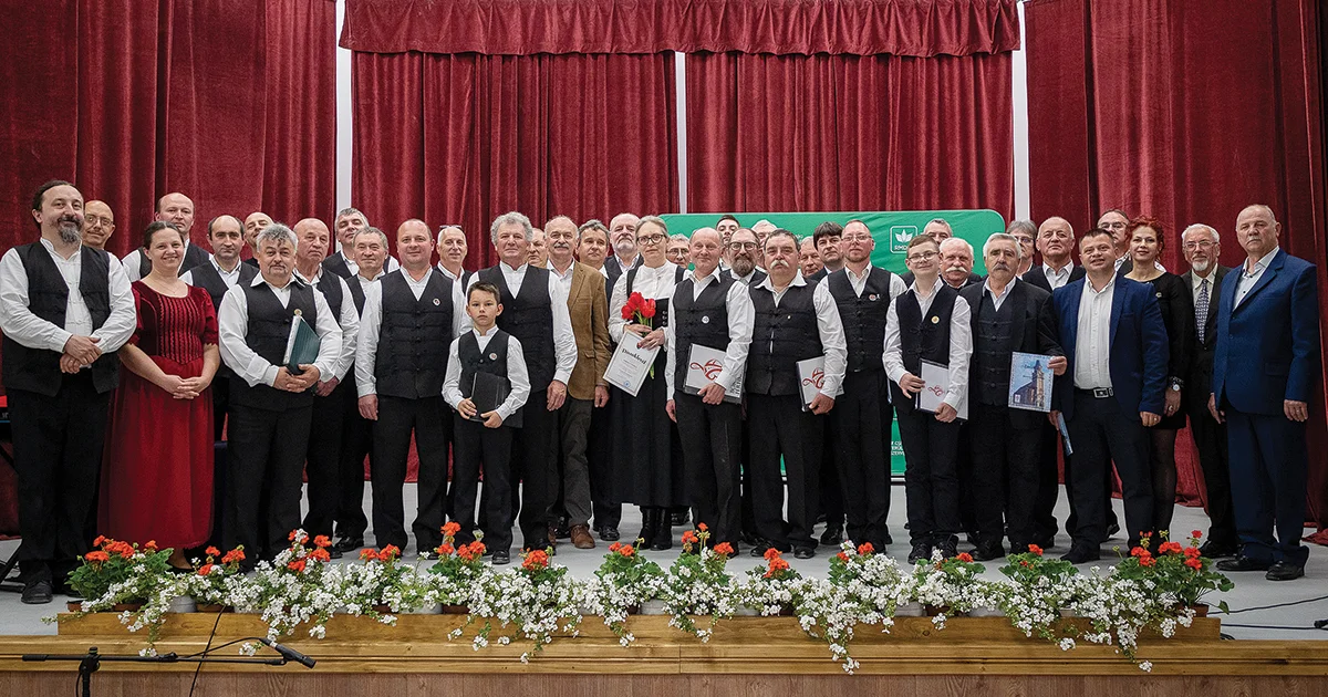 Csíkborzsovai Férfikórus adventi koncertje