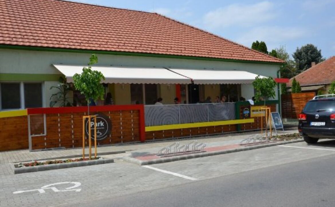 park-etterem-es-kavehaz