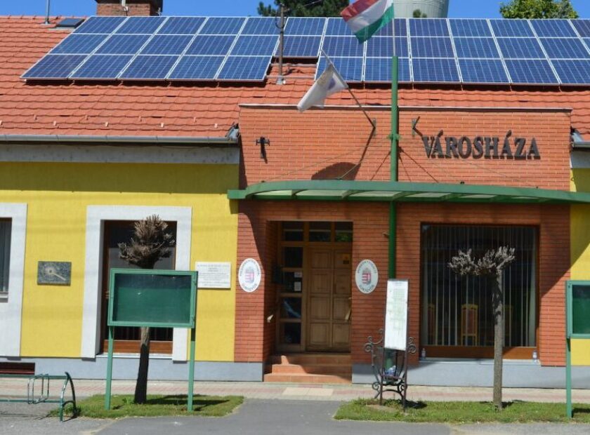 önkormányzat